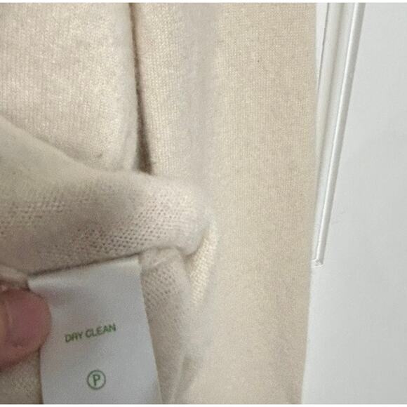 Lilly Pulitzer Cashmere Cream Sweater XS Keyhole Neck Knit Designer Pullover - Picture 9 of 12